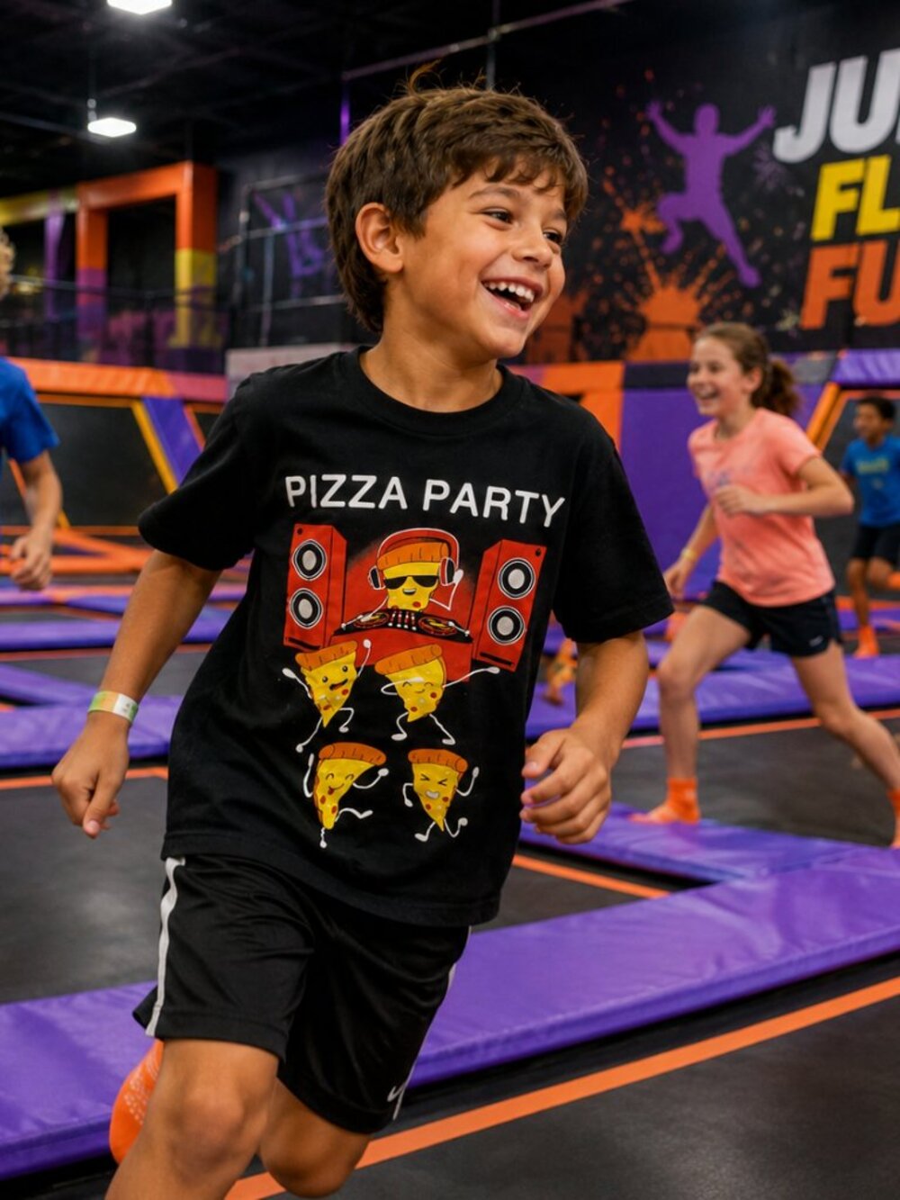 The Children’s Place Pizza Party Graphic T Shirt Boys Black Size 10/12 DJ Tee